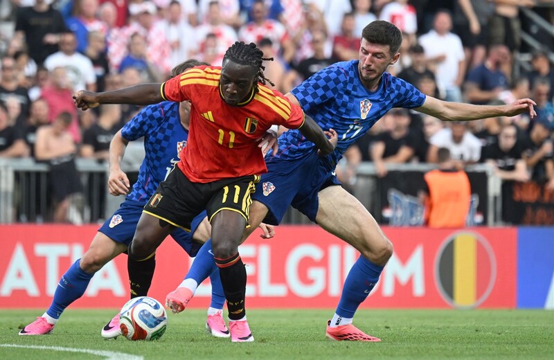 Bỉ vs Tunisia - Quỷ Đỏ tiếp tục bay cao